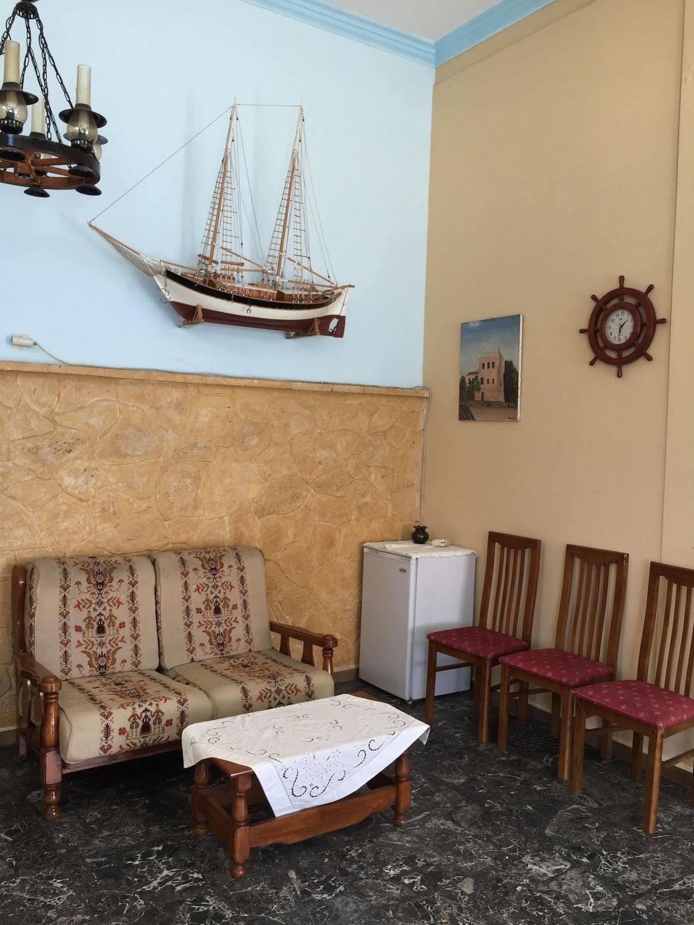 Hotel Areti Aegina 外观 照片